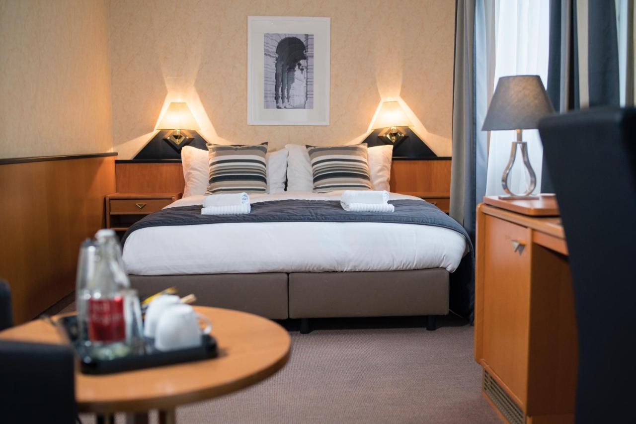 Hotel Regina Lausanne Luaran gambar
