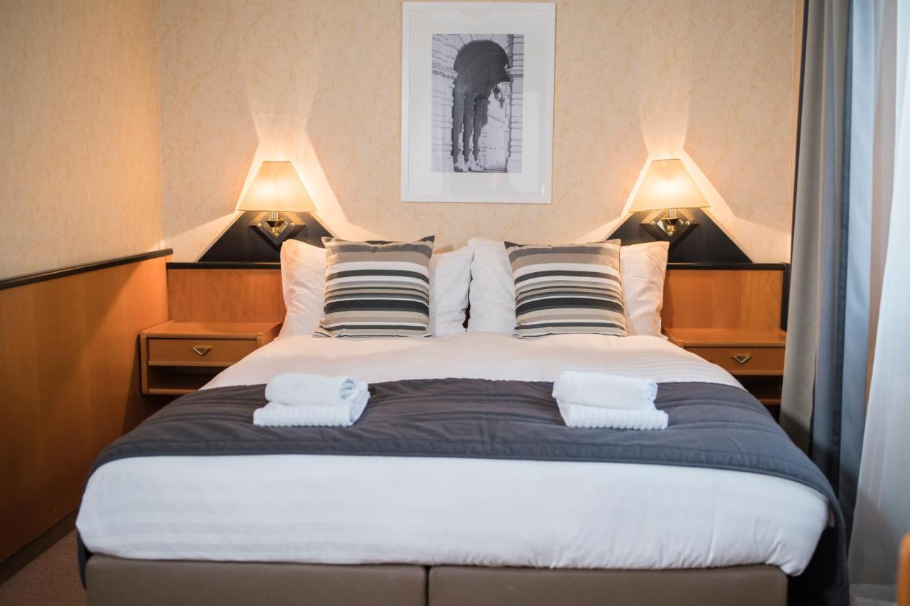 Hotel Regina Lausanne Luaran gambar