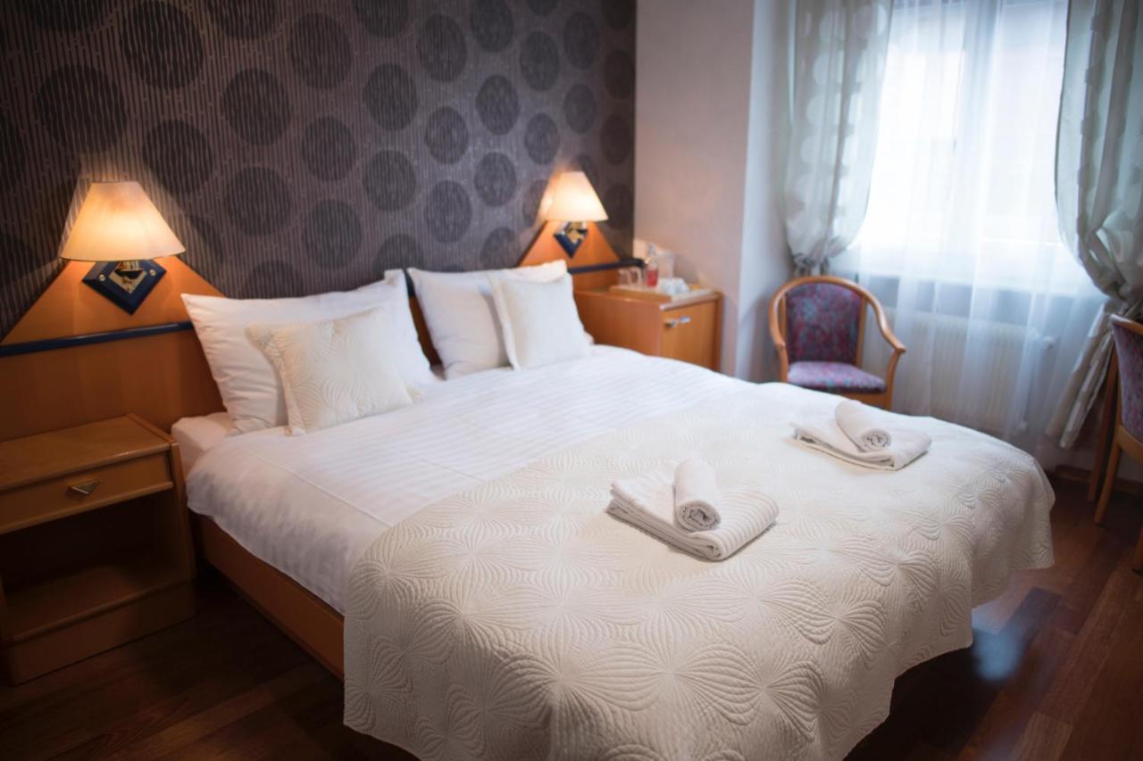Hotel Regina Lausanne Luaran gambar